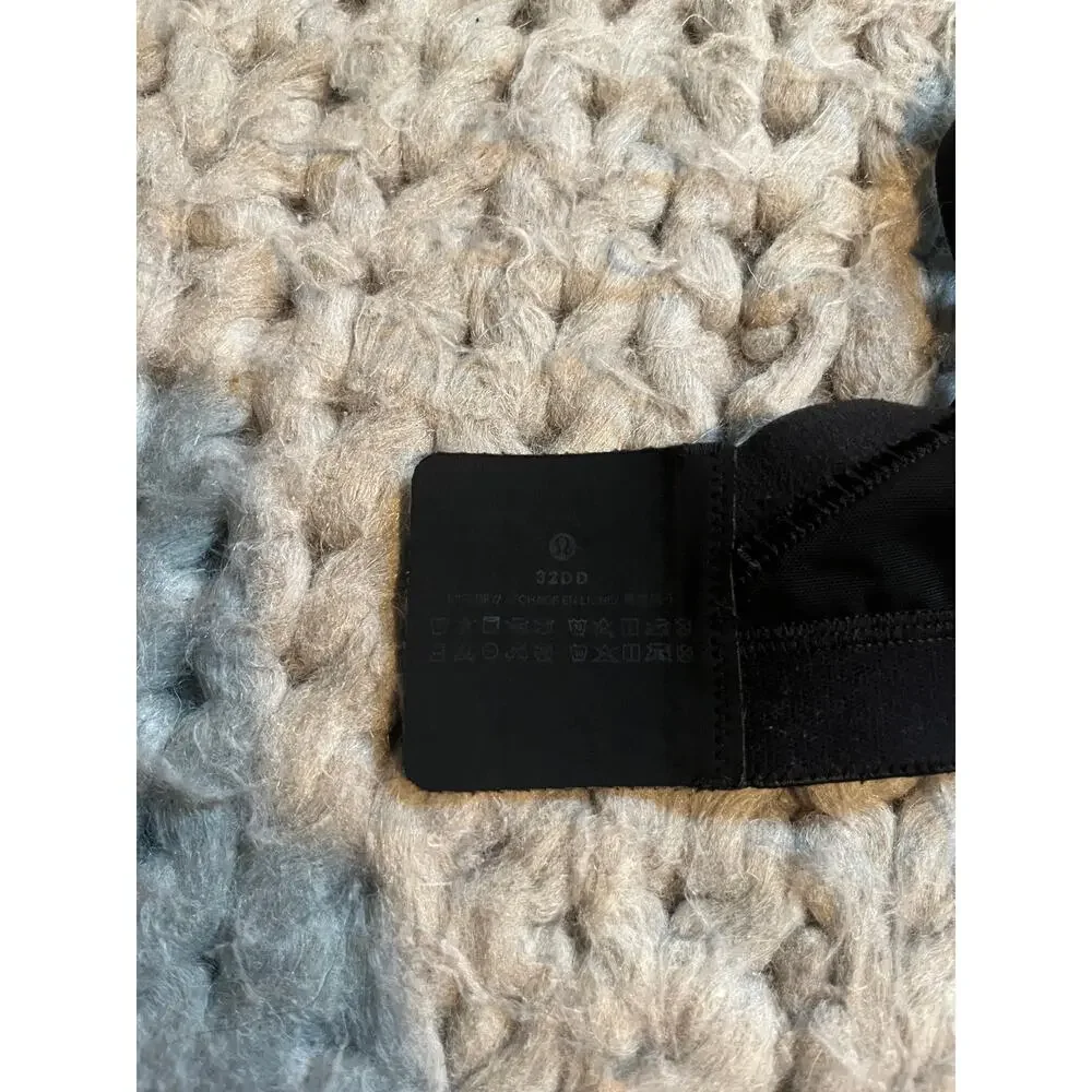 Lululemon 32 DD bra black lot of 2